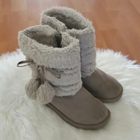 Makalu taupe girls zip up faux fur cozyland boots sz 12 - Picture 2 of 8